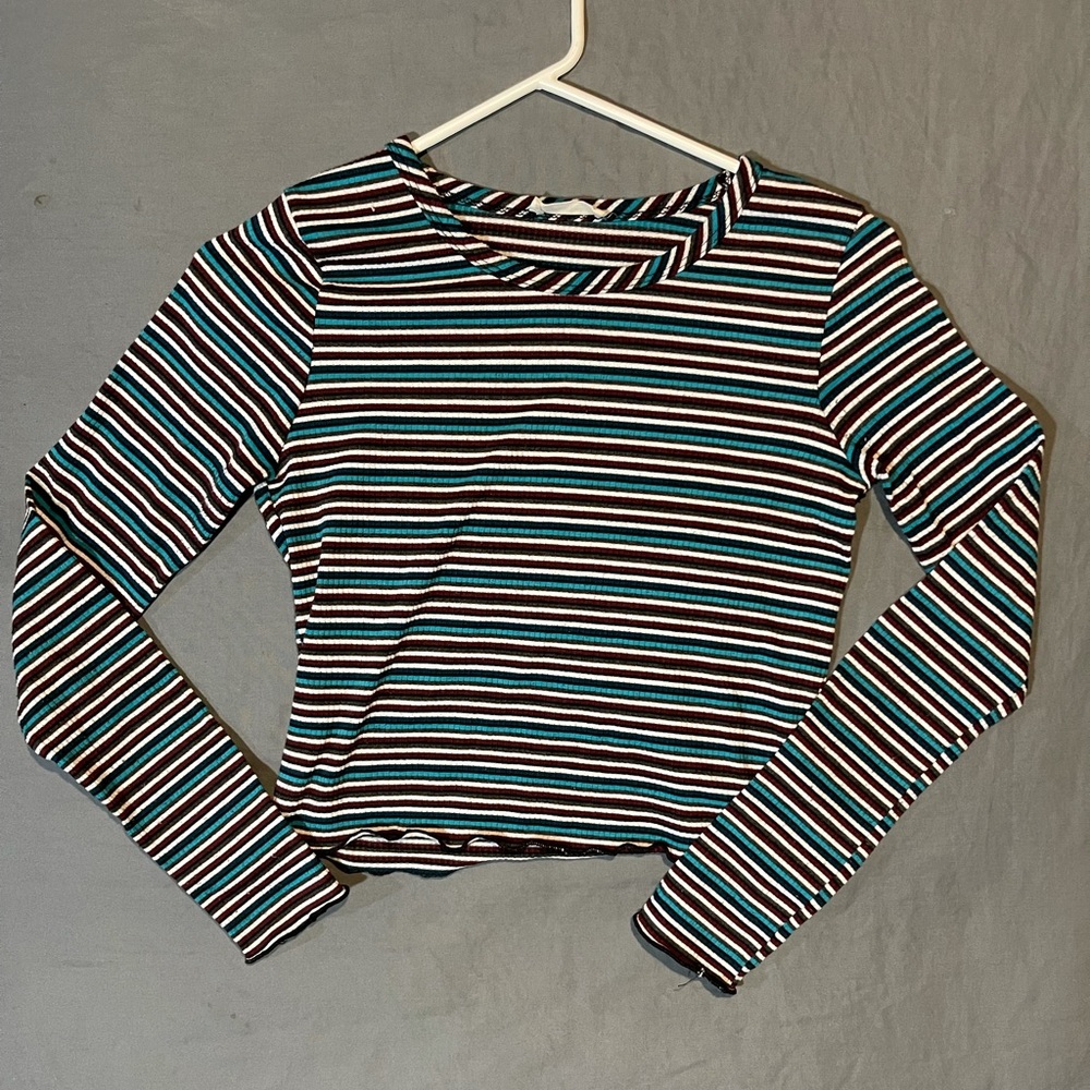 Striped long sleeve crop top